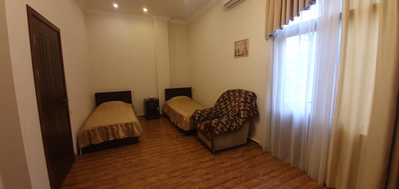 Ruzan Hotel Idschewan Exterior foto